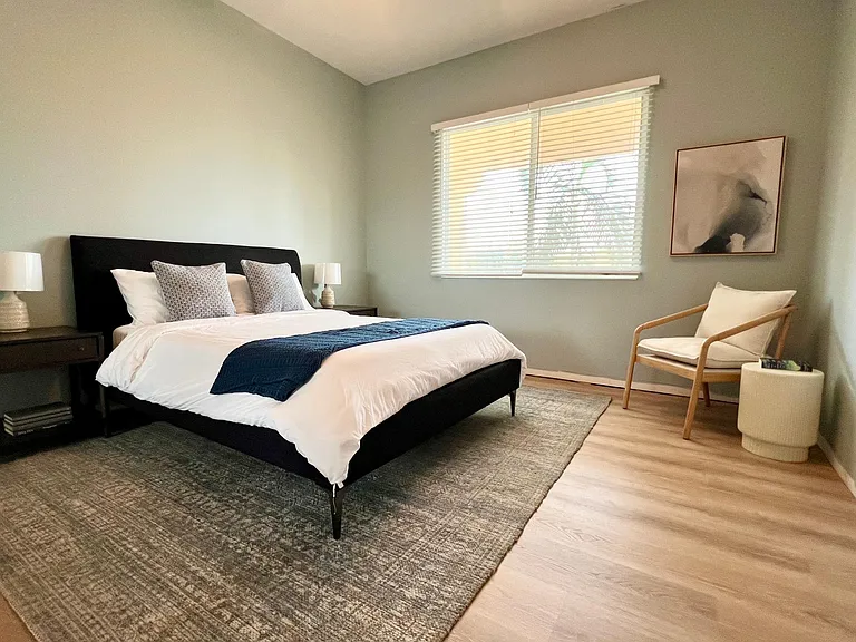 Harbour Isle Dr — Photo 10