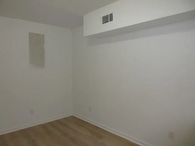 5450 Brookview Dr — Photo 29