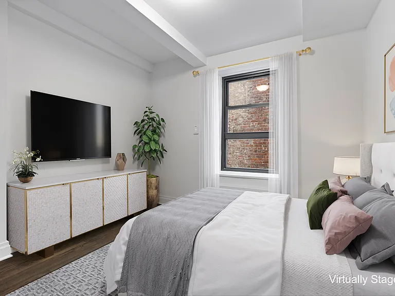 160 E 89th St #3D — Photo 17