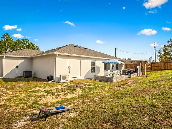 3rd image of 9748 N Vaughn Dr