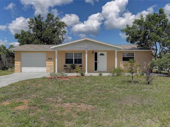 3707 Cambridge St, New Port Richey, FL 34652