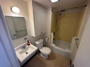 838 Lukepane Ave APT 303, Honolulu, HI 96816