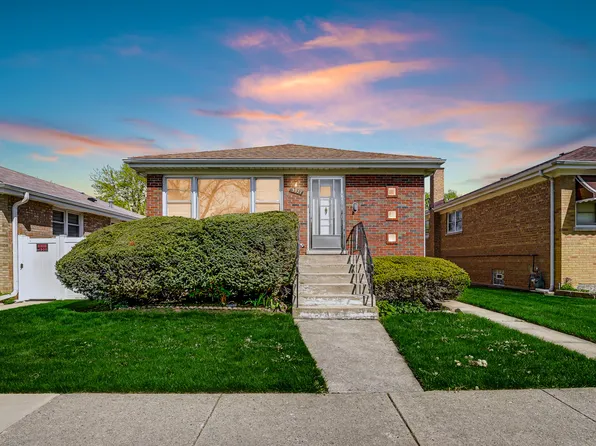 3327 Calwagner St, Franklin Park, IL 60131
