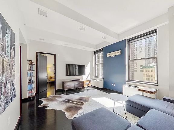 4th image of 20 Pine St APT 902