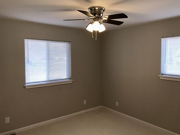 4th image of 615 Crab Orchard Blvd