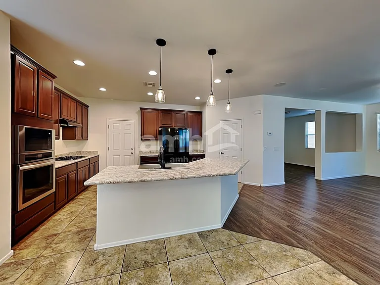 12119 W Range Mule Dr — Photo 4