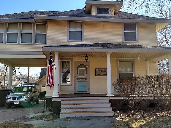 What a grand old house!