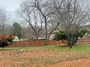 1430 S Jameston Rd, Springfield, MO 65809