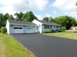 200 Davis St, East Syracuse, NY 13057