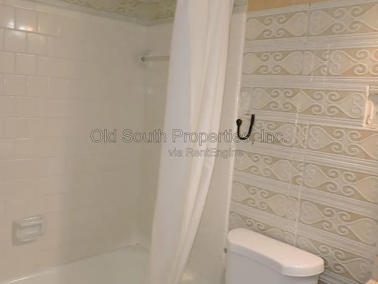 1345 Jasma Ln #B — Photo 10