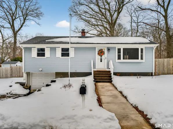 5 Meadow Point Road, Westbrook, CT 06498