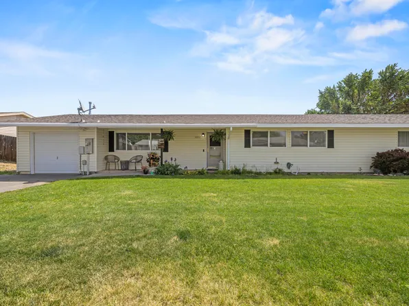 10717 Vincent Dr, Klamath Falls, OR 97603