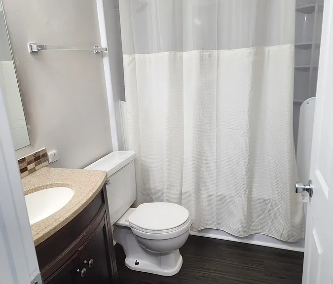 400 Duke St SW #1 — Photo 13