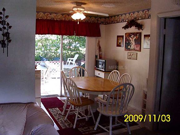 5th image of 402 Longwood Cir
