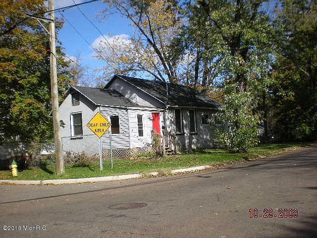 2nd image of 1802 Union St