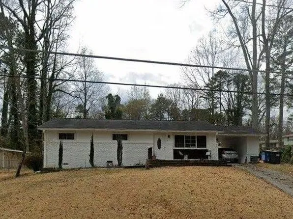2310 Montrose Dr, East Pt, GA 30344