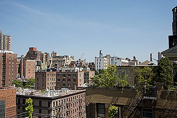 Rented by Adriana Arciello, LREB | media 12