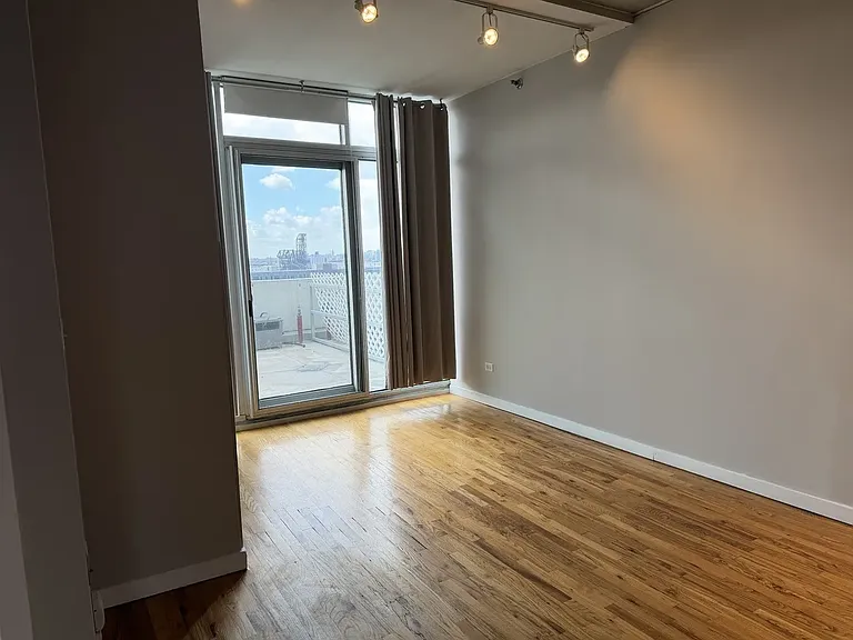 1720 S Michigan Ave #811 — Photo 8