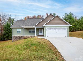 1330 Birch Dr, Morganton, NC 28655