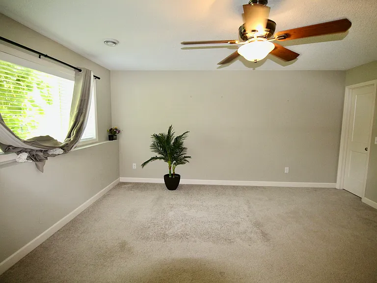 15672 Fairchild Way — Photo 35