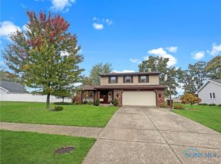 400 Blanchard Dr, Defiance, OH 43512