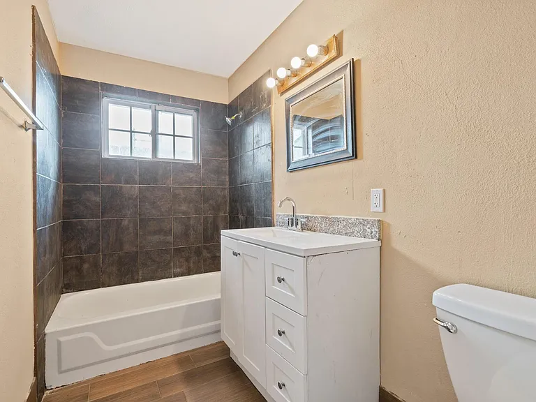 16719 Sky Blue Ln — Photo 15