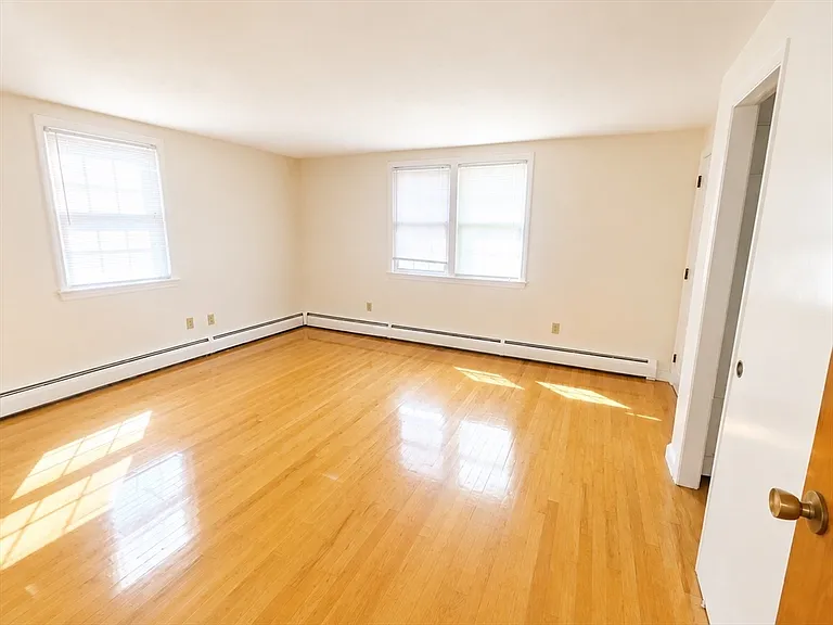 7 Ridge St #0 — Photo 16