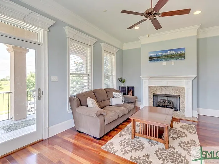416 Legends Ct — Photo 6