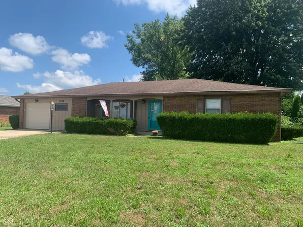 3311 Taylor Rd, Columbus, IN 47203