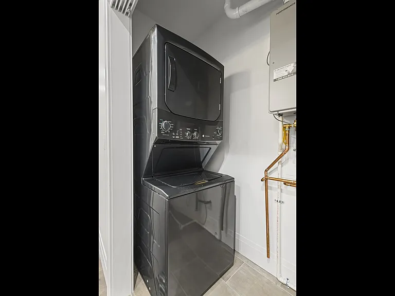 1036 Lake St #3S — Photo 12