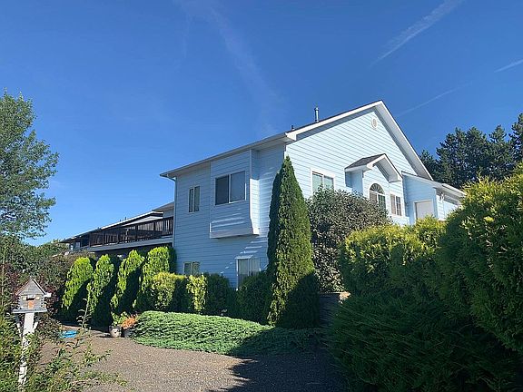 5th image of 799 Indian Hills Dr
