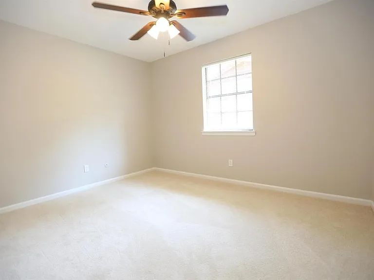 12406 Colleen Dr — Photo 21