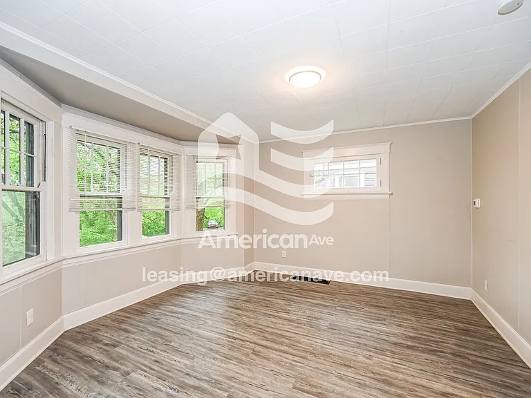 1159796_005_dining_room_6.jpg