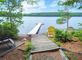 29 Shore Rd, Kents Hill, ME 04349