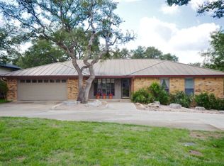 419 N Crest Ridge Dr, Kerrville, TX 78028