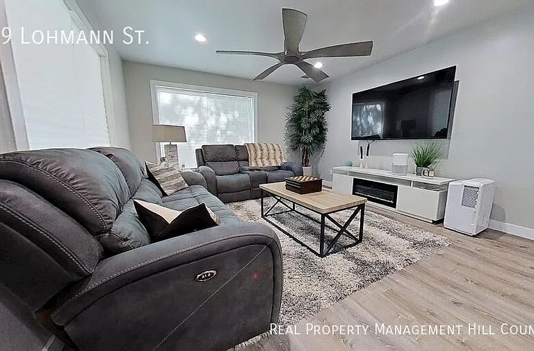 269 Lohmann St — Photo 4