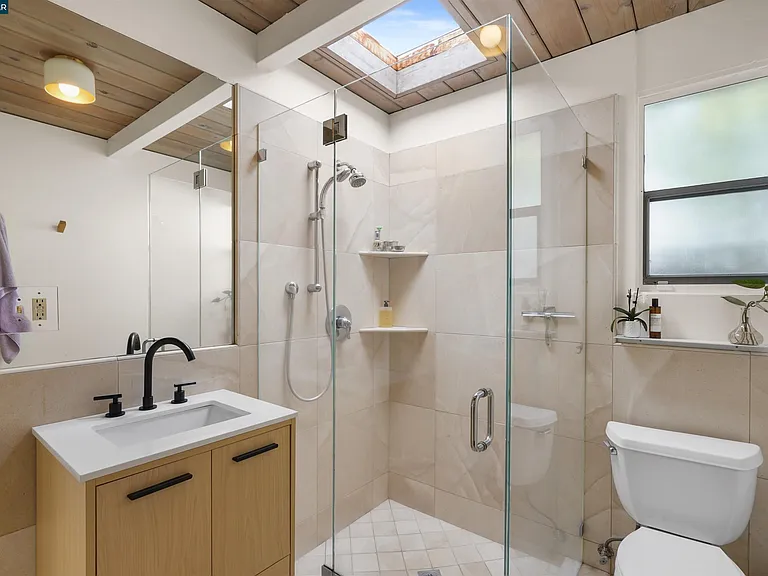 8021 Shay Dr — Photo 39