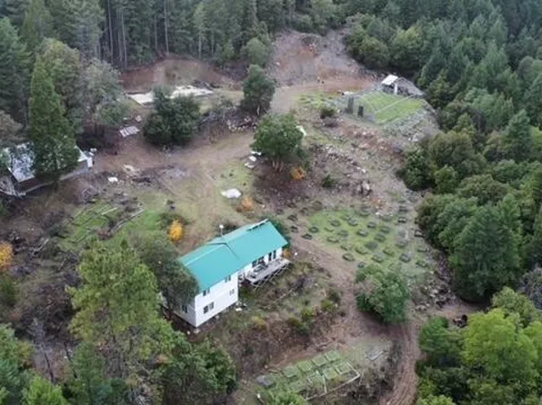 1095 McDonald Creek Rd, Burnt Ranch, CA 95527