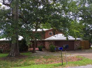 2320 Santa Cruz St, Gautier, MS 39553