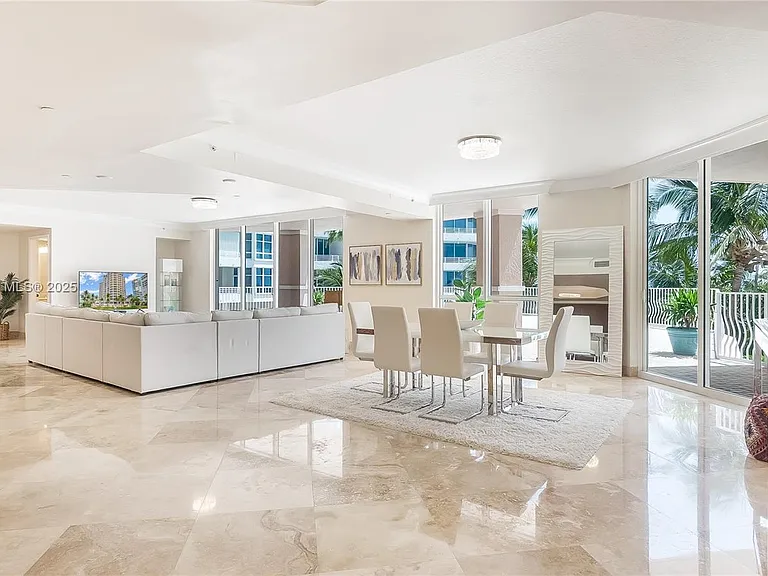 1460 S Ocean Blvd #304 — Photo 43
