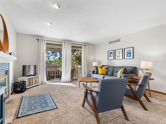 2nd image of 4112 Split Leaf Dr