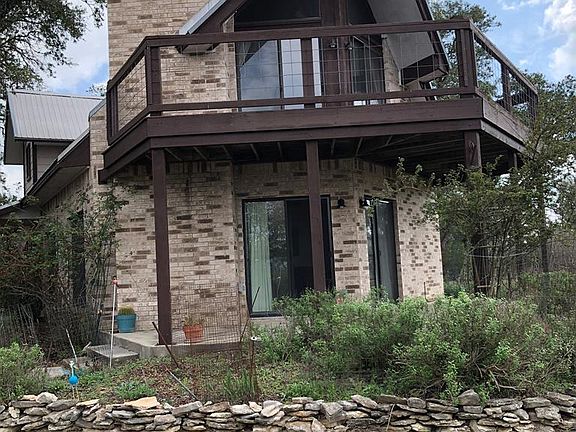 2nd image of 207 Rodney Ln