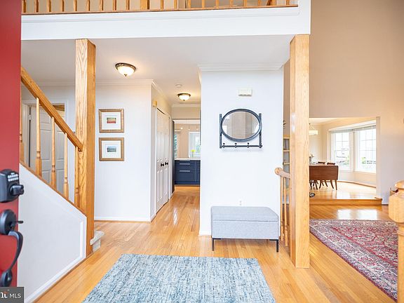 5th image of 3143 Kinross Cir