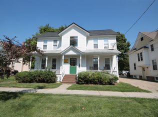832 W Walnut St, Kalamazoo, MI 49007