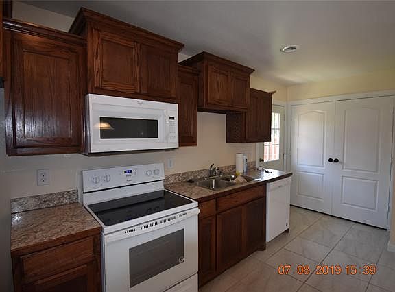 3rd image of 204 N Harrison Ave