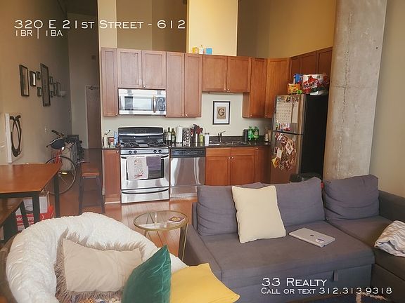 3rd image of 320 E 21st St Unit 612