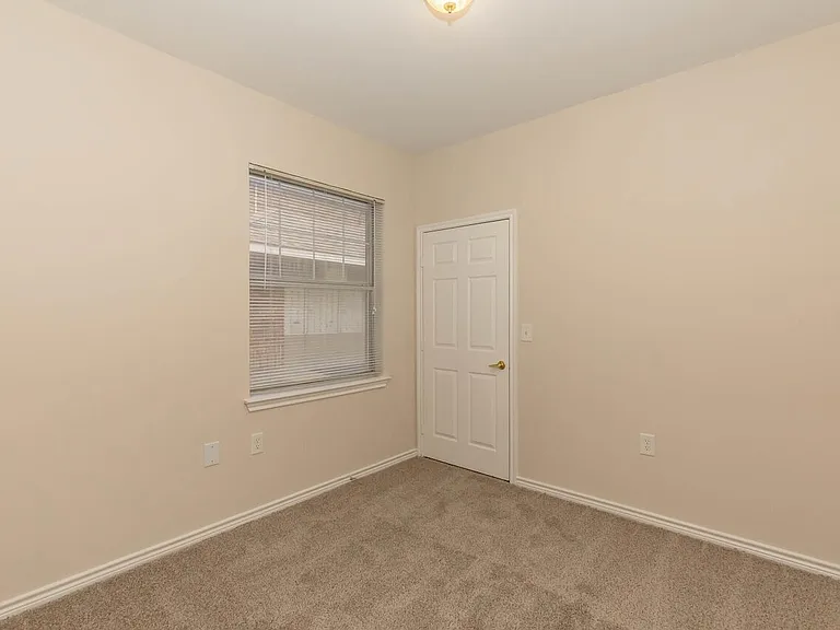 Amelia Parc Sr II — Photo 25