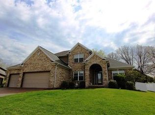 2321 Julianne Cir, Newburgh, IN 47630