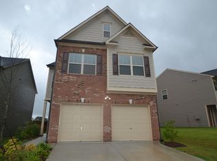 3911 Lake Manor Way, Atlanta, GA 30349