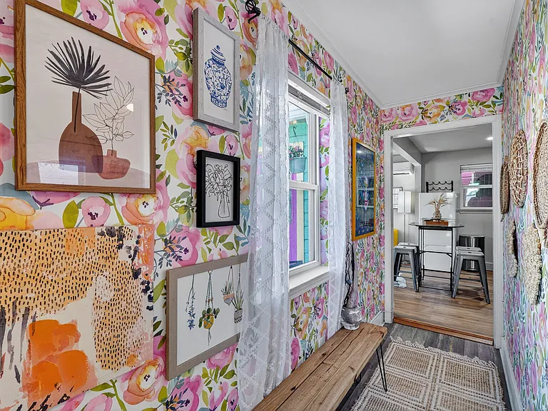 2239 Foucher St — Photo 14